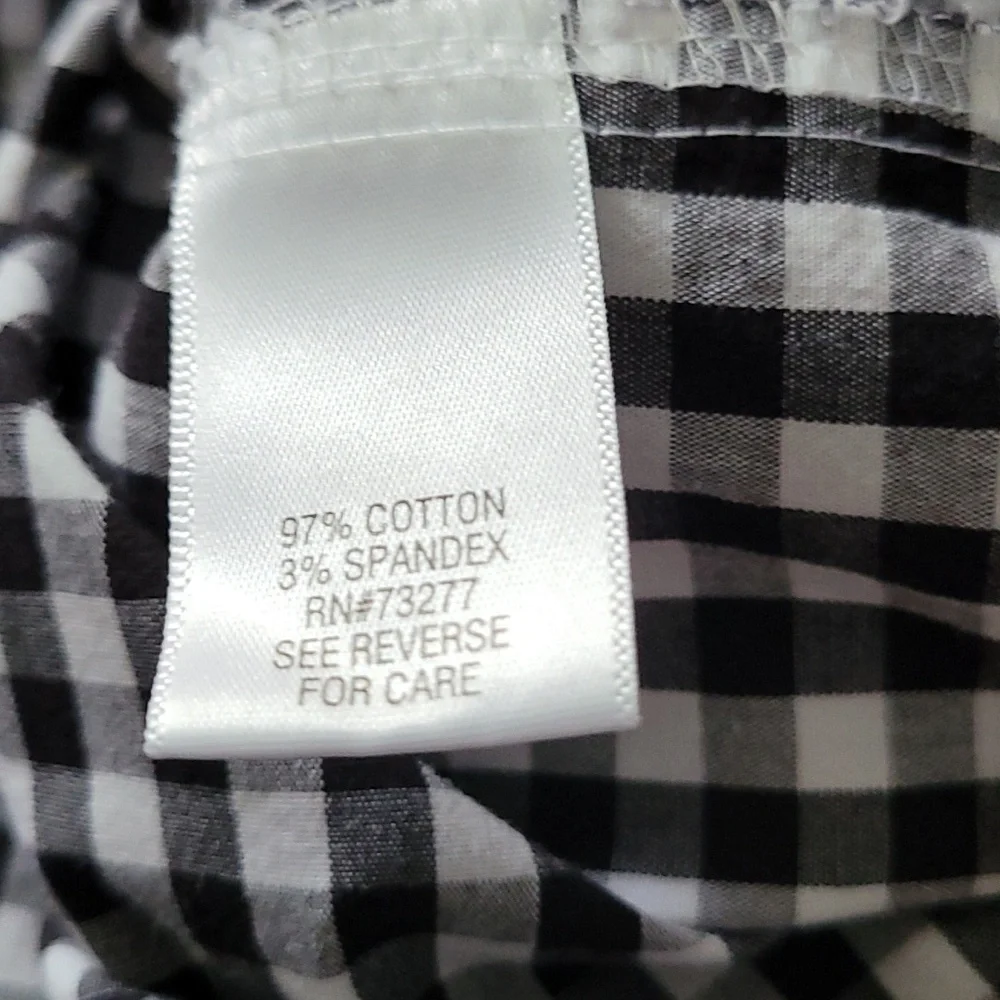 Croft & Barrow Black and White Checkered Button Down Shirt - Picture 6 of 7